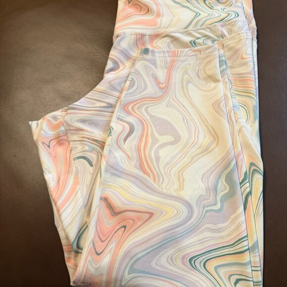 Old Navy Active PowerSoft High-Rise Leggings – Marble Swirl Print – Size 2X - Picture 10 of 11